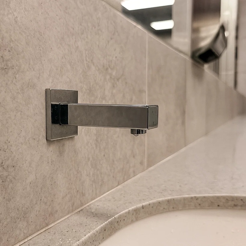 JunoShowers Touchless